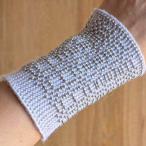 Vilnonės riešinės (#216)